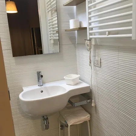 Bed & Breakfast Aura Apartment Bari