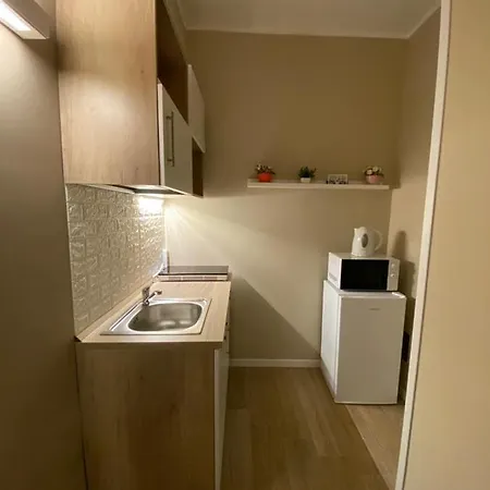 Aura Apartment *