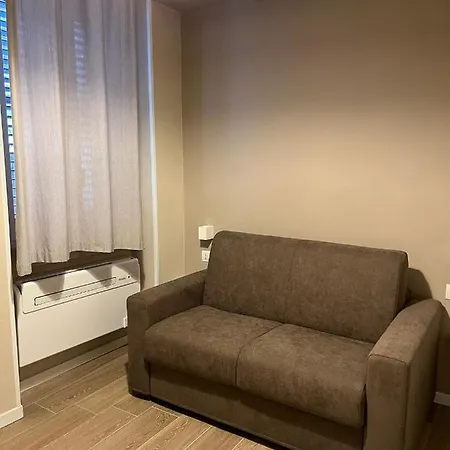 Aura Apartment Bed & Breakfast Bari